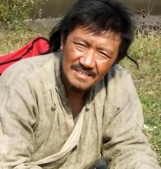 2008年，张新建拍《闯关东》，他拿着200万请陈道明演朱开山，被直接拒绝了，随