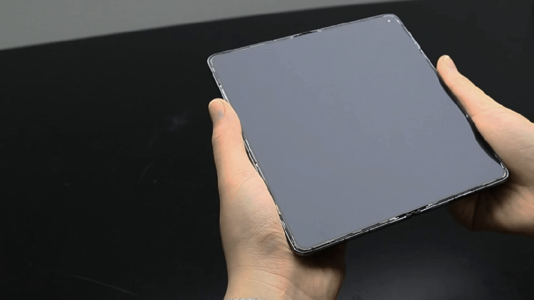 维信诺发布全新「无迹折叠屏」，更薄、更平整、更耐用！0.4mm超薄模组，减薄20