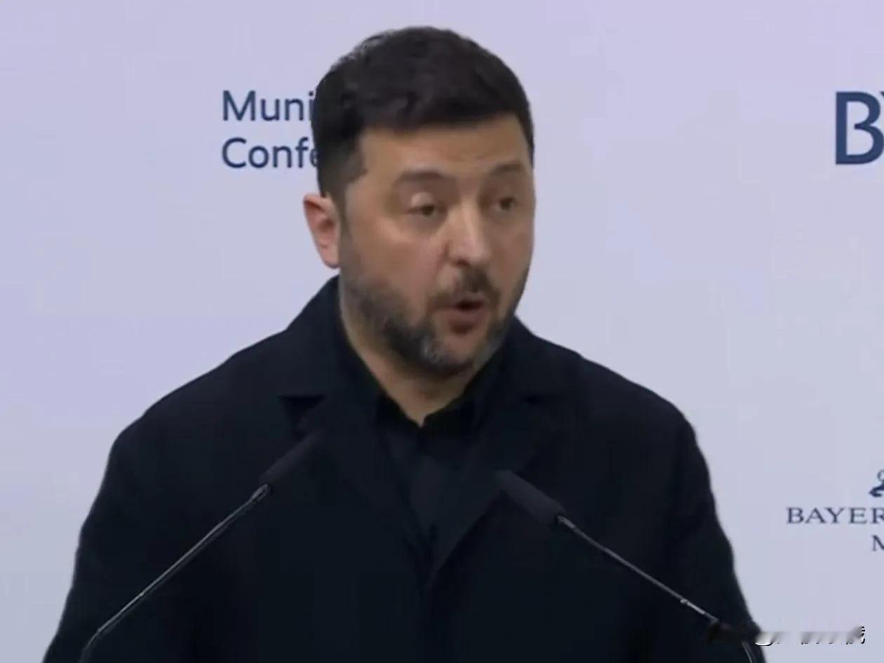 泽连斯基不满：中国绕过所有制裁，向俄罗斯提供技术和零部件

乌克兰总统泽连斯基在