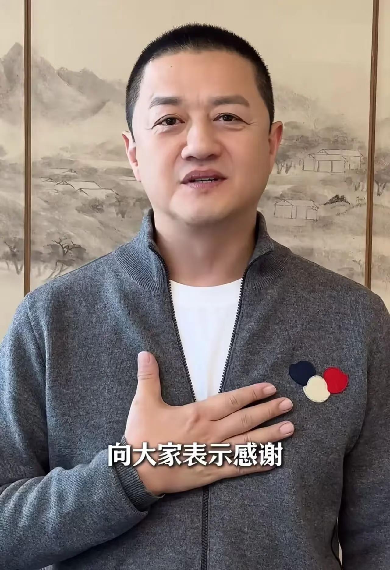 时也命也，李亚鹏大概做梦也没想到，熬了这么久，好运突然就砸到头上。
 
前阵子他