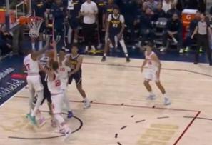 火箭对掘金3次判罚，里外里12分，火箭输得太冤！
北京时间12月17日，火箭与掘