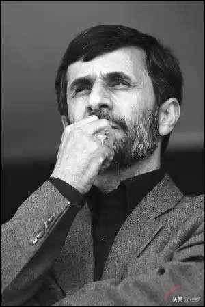 内贾德老兄，这下真走了？
刚看新华社弹窗，外媒曝伊朗前总统内贾德遇袭身亡。虽说消