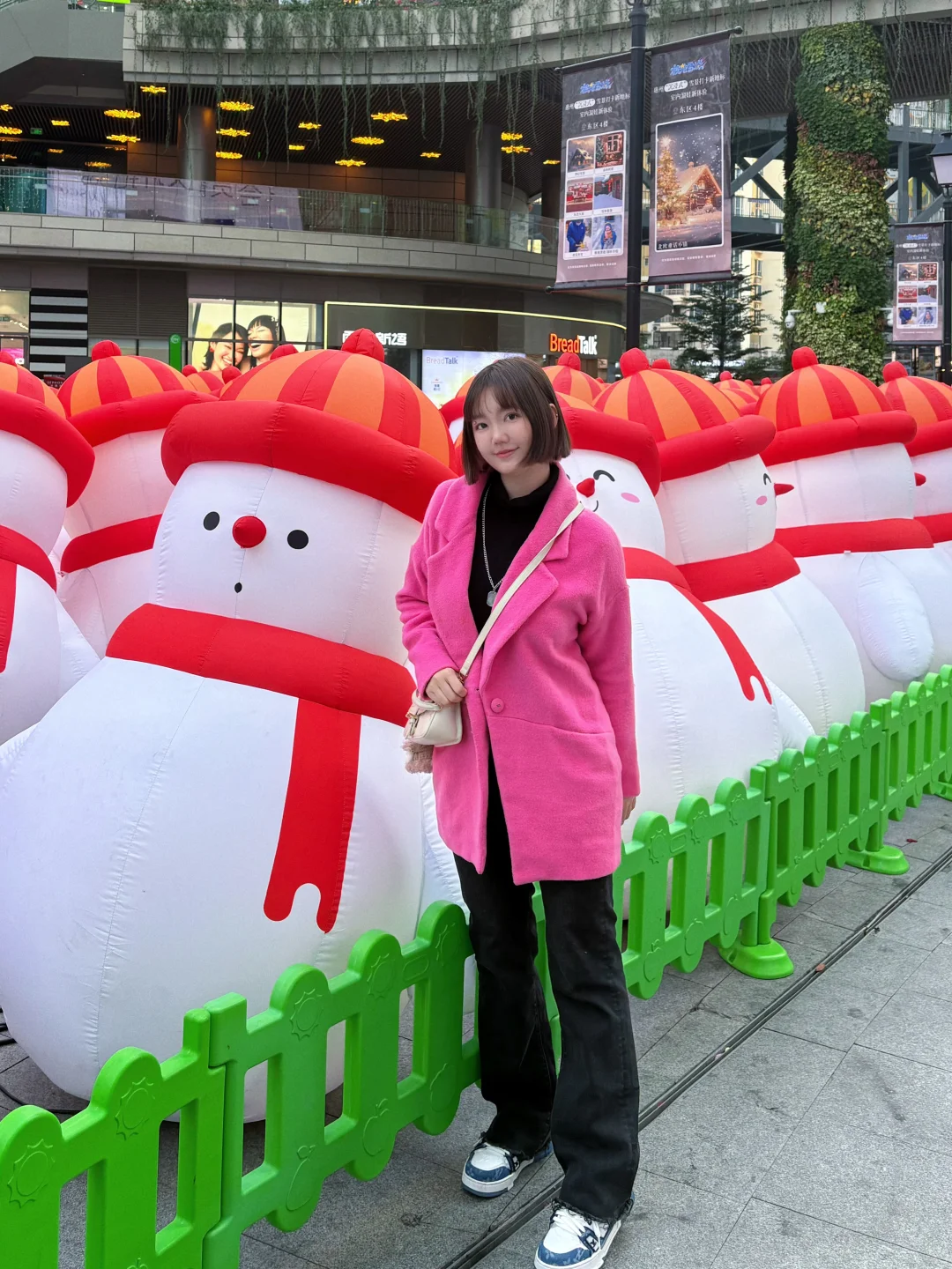 港惠新天地的圣诞萌雪人 等你来撩⛄️