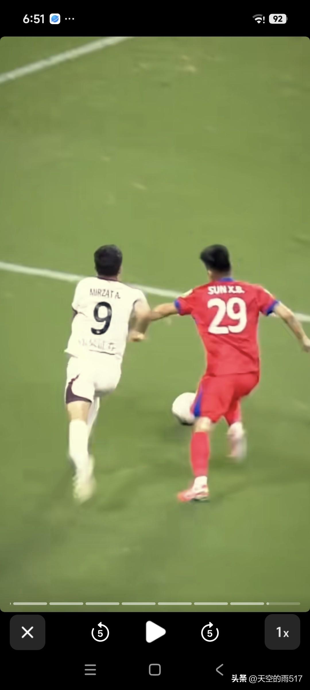 陕西联合今年将米尔扎提放走，让他转投苏州东吴。看到米尔扎提如今的表现，陕西联合是