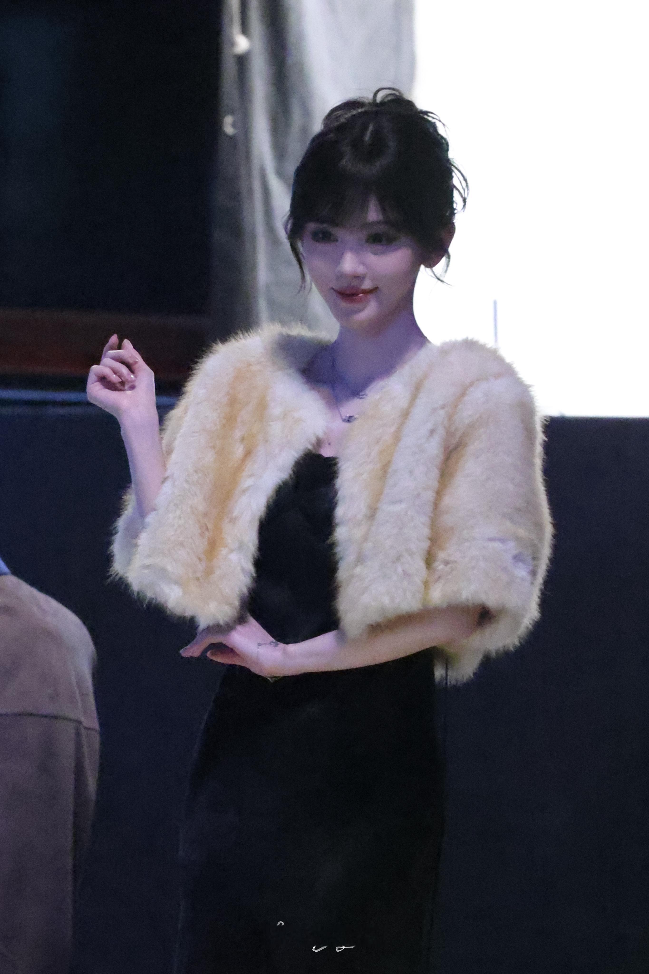 鞠婧祎鞠婧祎原谅现偶了jjy鞠婧祎苏绿夏 所以呢？ 
