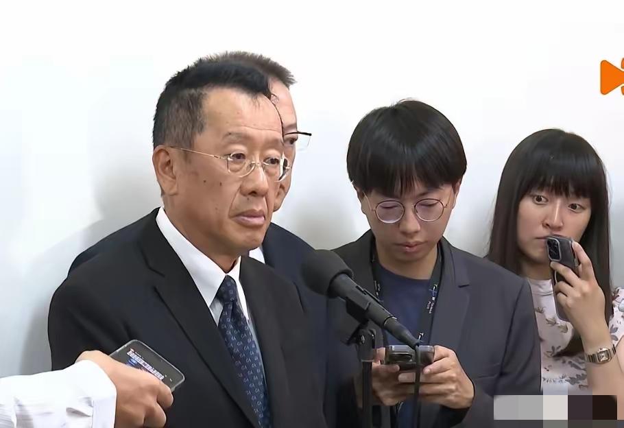 大陆海警及公务船进入台湾东部海域依法开展常态化执法巡查，台防务部门负责人顾立雄今