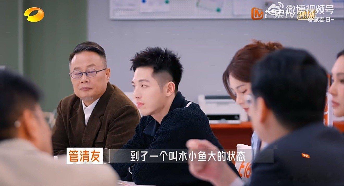 经济学家说现在进入了小生意时代老板是新人 经济环境变迁，机遇正从“大而全”转向“