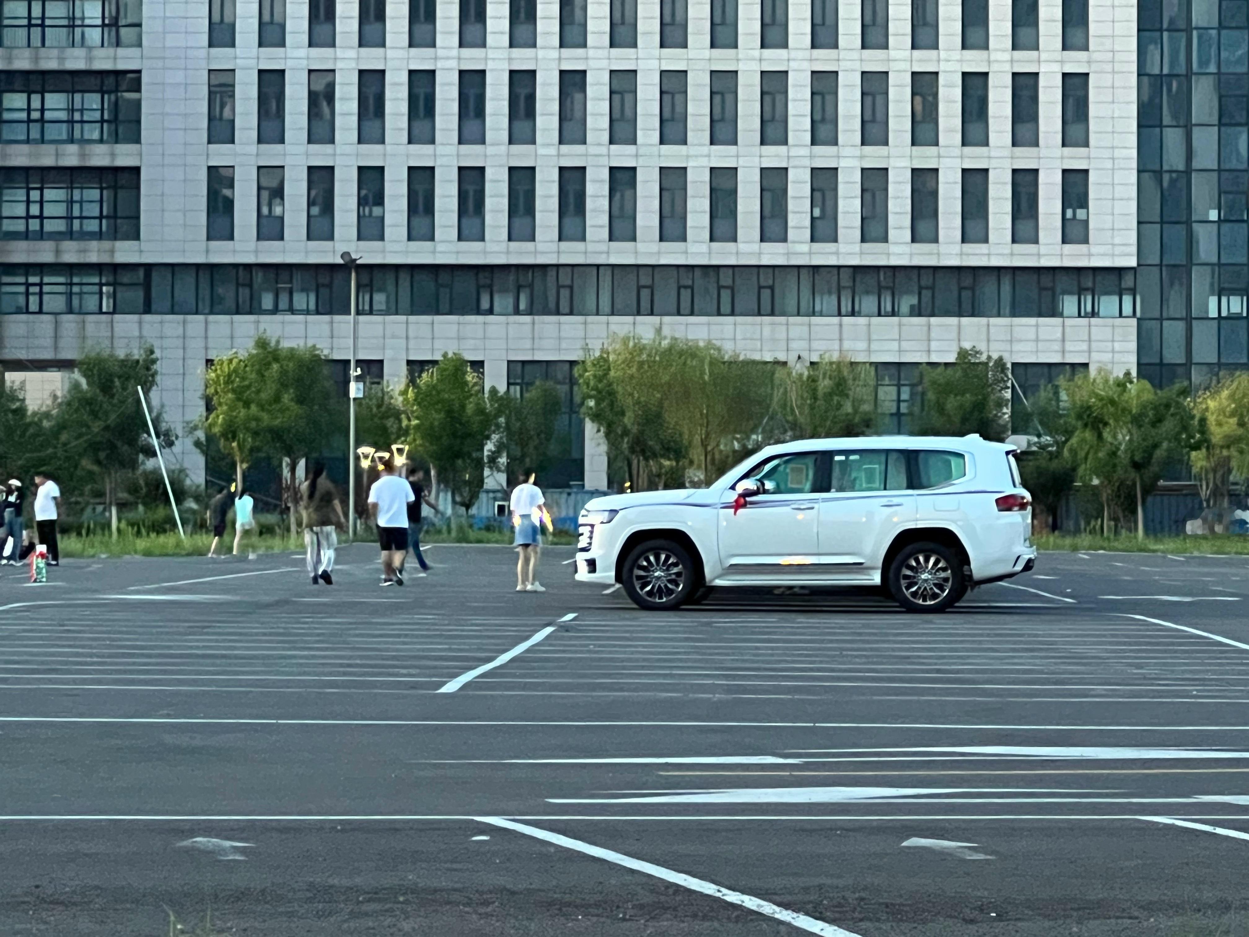 图一：同行交车呢图二：同行交车车车车车车车车车车车车车车车车车车车车车车车车车车