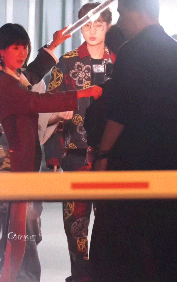 音源主理人汪苏泷杀回声生不息 官方认证的音源冠军汪苏泷，实至名归！一首首高收藏、