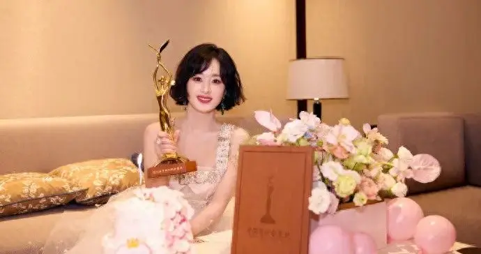 赵丽颖，传来好消息！