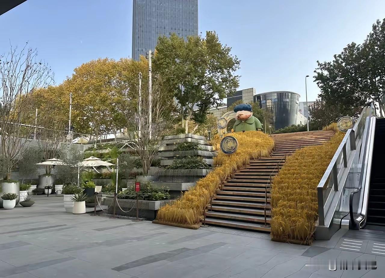 我宿迁什么时候能来一个华润万象城，地已经准备好了，就差谈判了，不来万象城，其他商