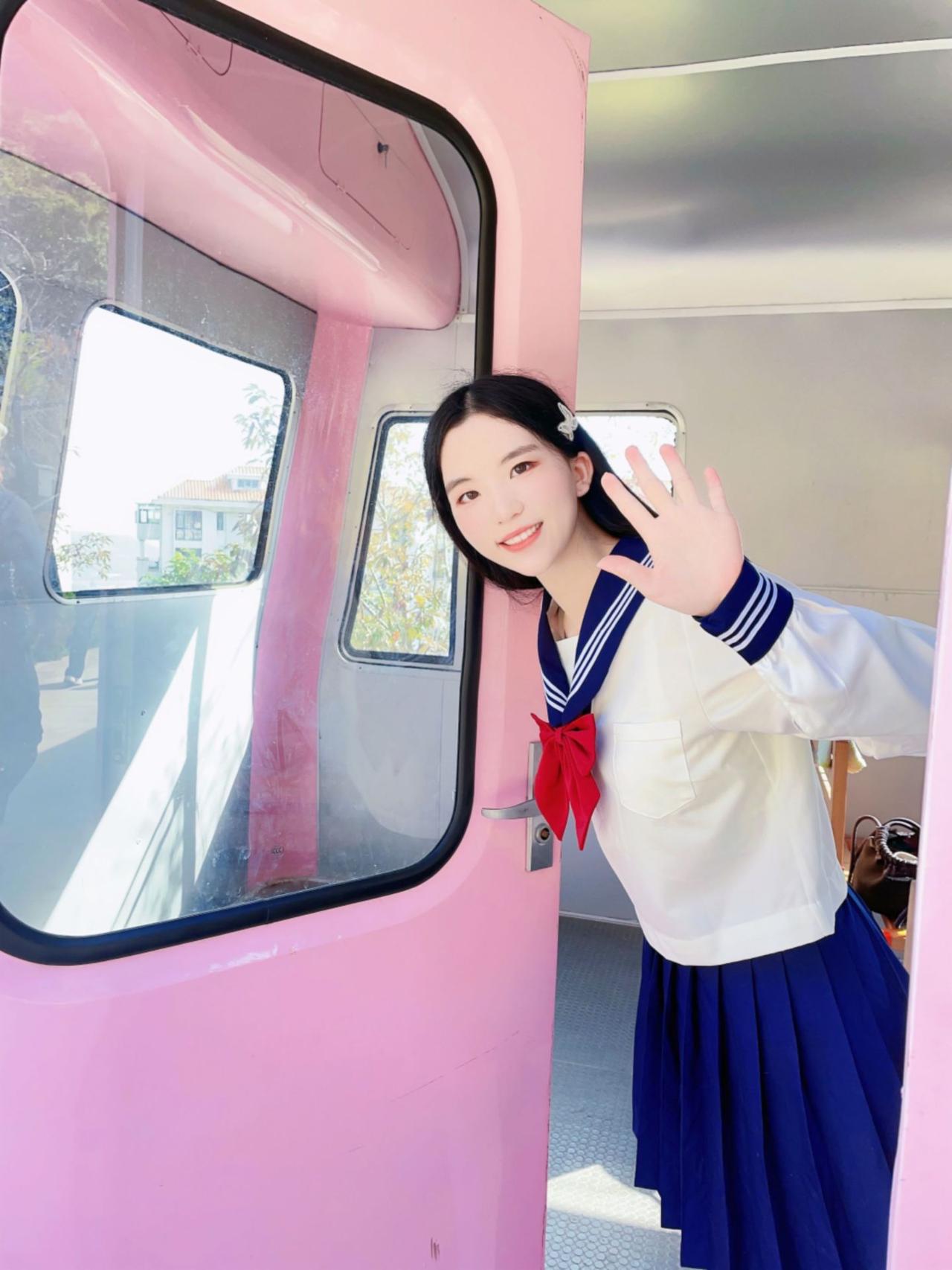 如果只是向往，那么远方依旧是远方，所以出发吧~袜子穿搭 jk 女大学生 清纯甜美