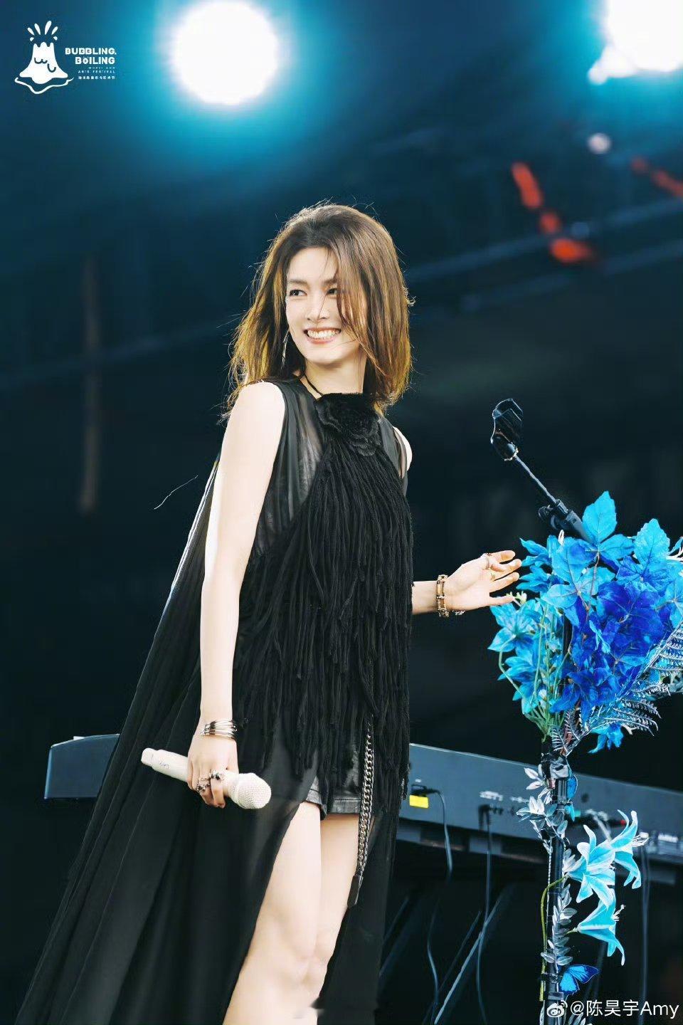 【余意指控陈昊宇内容已不可见】据白鹿视频，5月4日，新人演员余意在社交账号指控陈