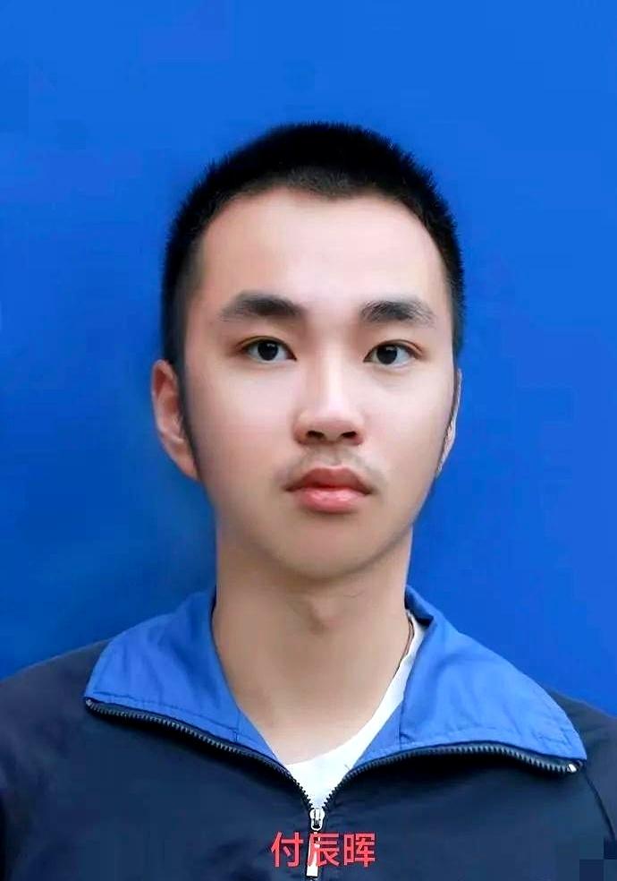 703分是什么概念？
说白了，就是那种你还在纠结志愿怎么填，人家已经能把国内头部