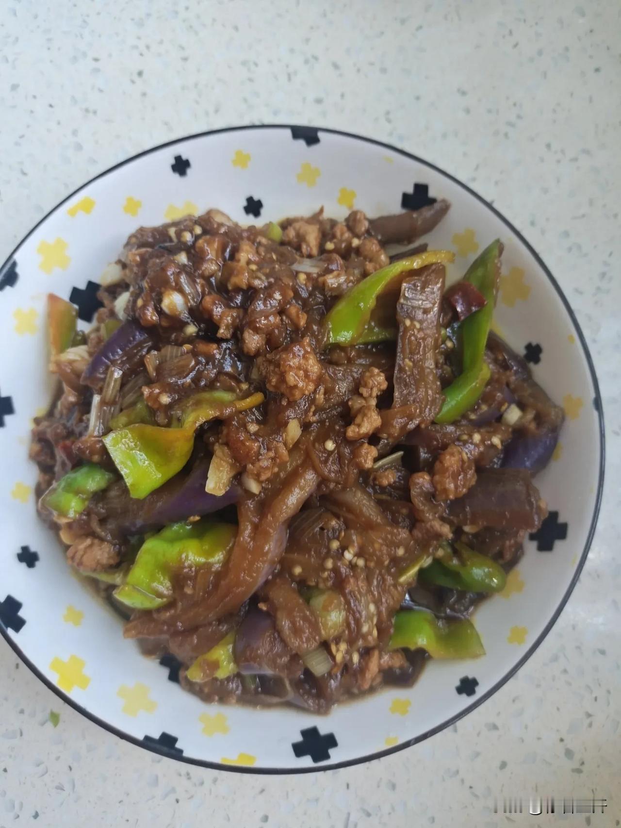 报告一个好消息，对我PUA了20年的老公，终于被我治服了。

以前是我太惯着他了