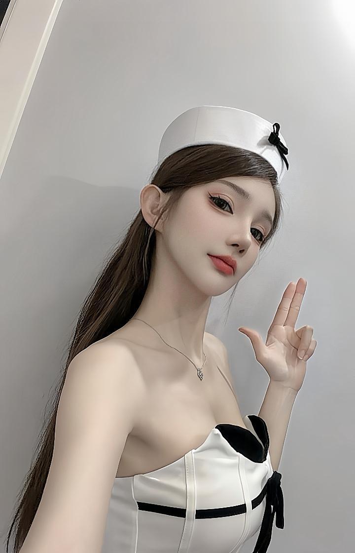 配个帽子 就不一样  咸阳·福园巷子