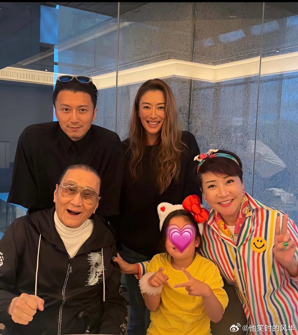 谢霆锋的妹妹，谢婷婷出不出名。我不评价但是我敢确定一件事，就是谢婷婷这个人，她有