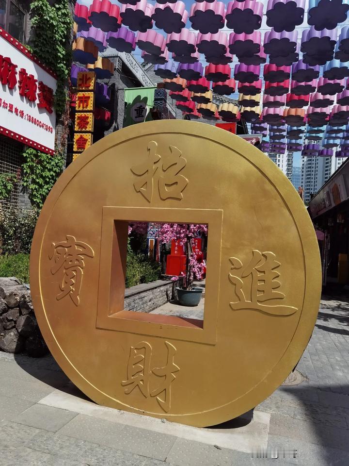 我的方法是，只做五元以下股，十元之内慎玩！长年关注十几只，哪个超跌买哪个，买入被