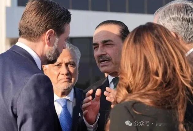 中东局势 特朗普现在已经无法成功地结束这种战争，甚至都无法体面地脱身，否则的话，