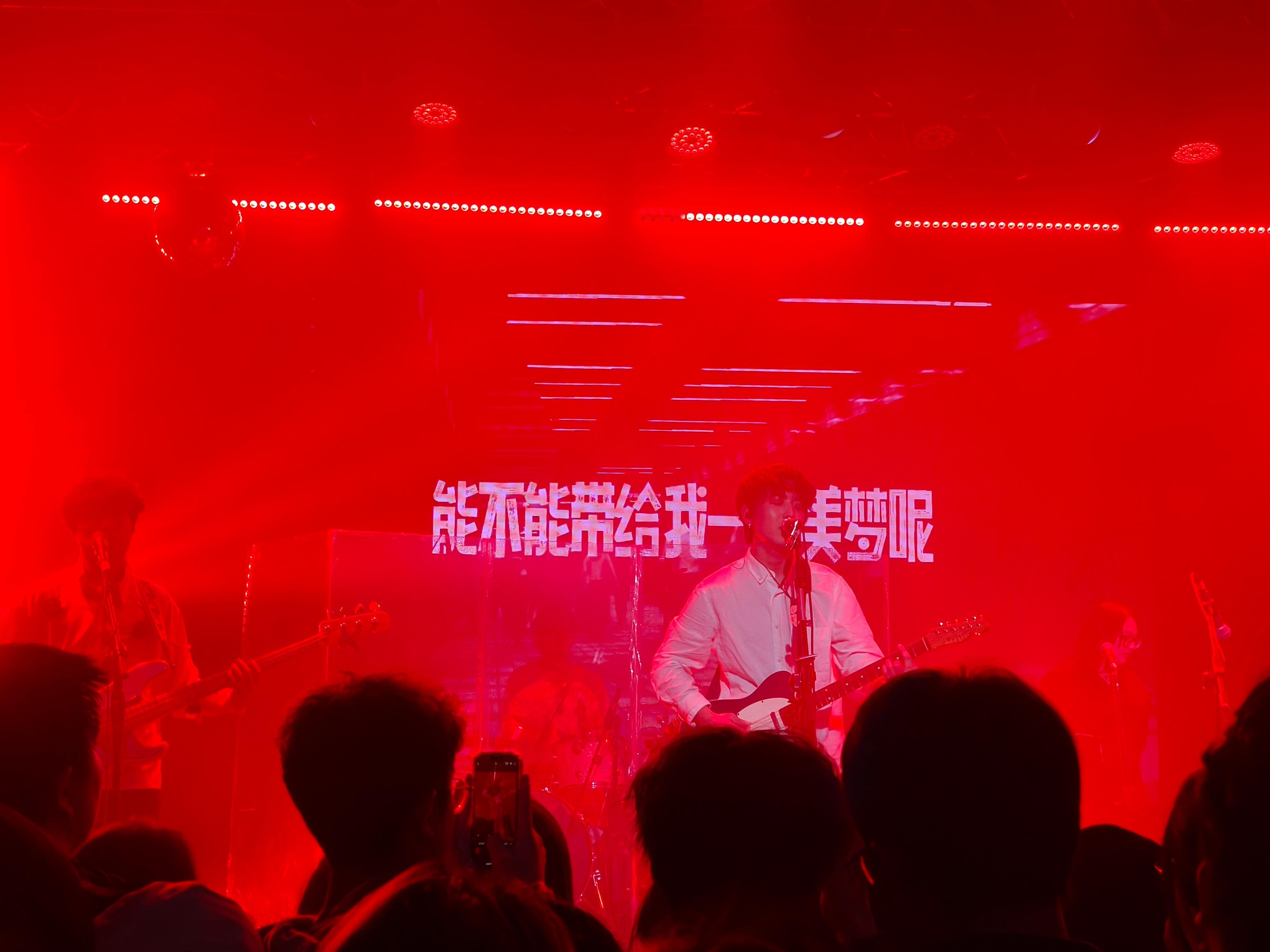 海底时光机[超话] 新的一年也要有live看！ 