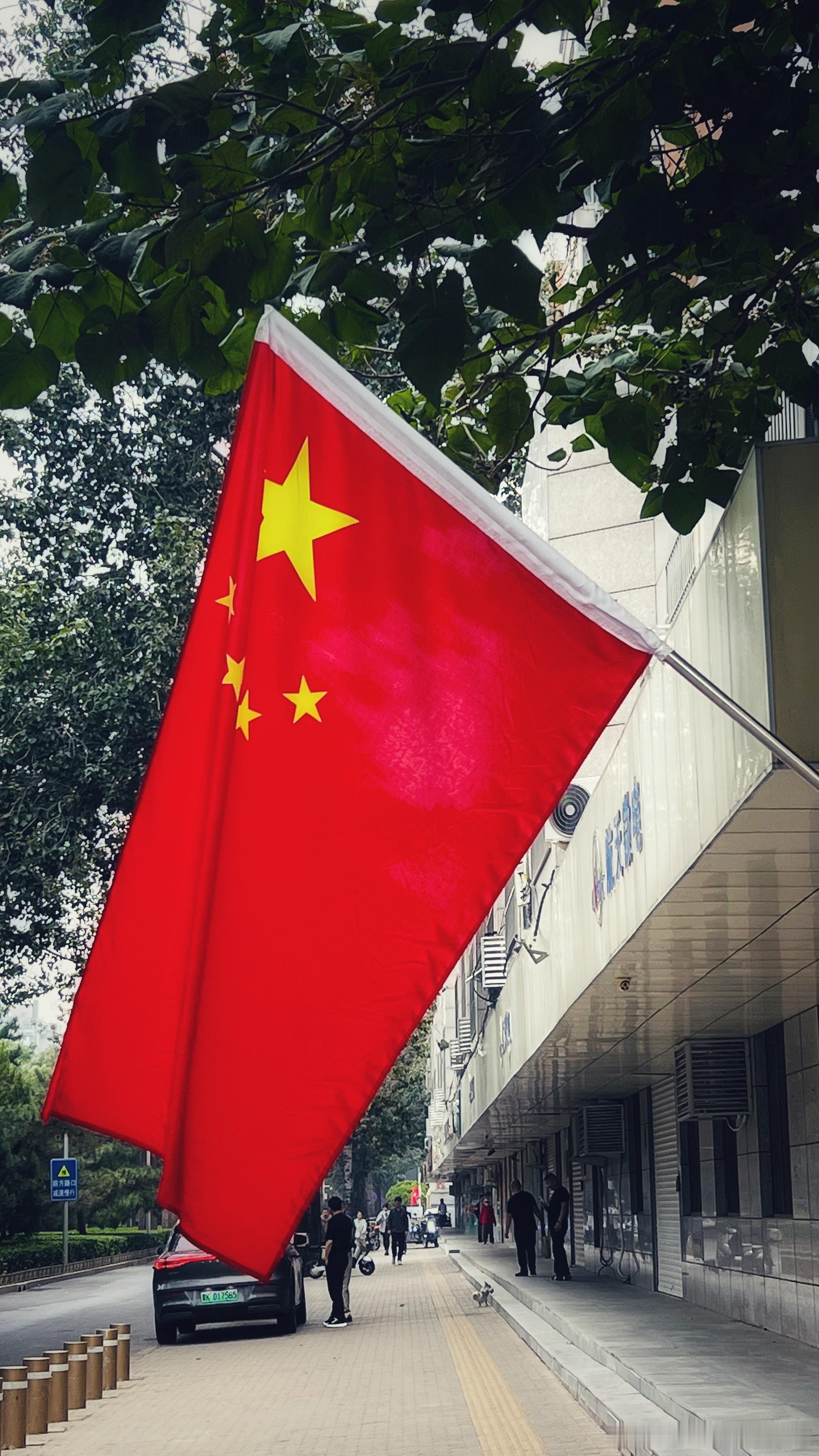 早☀️ 天凉了！跑友们一定要热身！ps：不热身记得抹点热身啫喱！ ​​​
