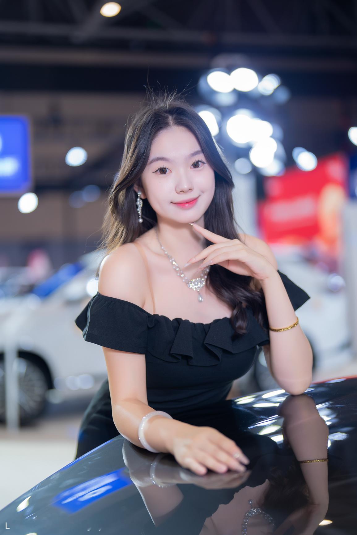 聆听猎人的车展日记猎人在佛山车展猎人与车展 2025 国庆佛山车展想把图片带回家