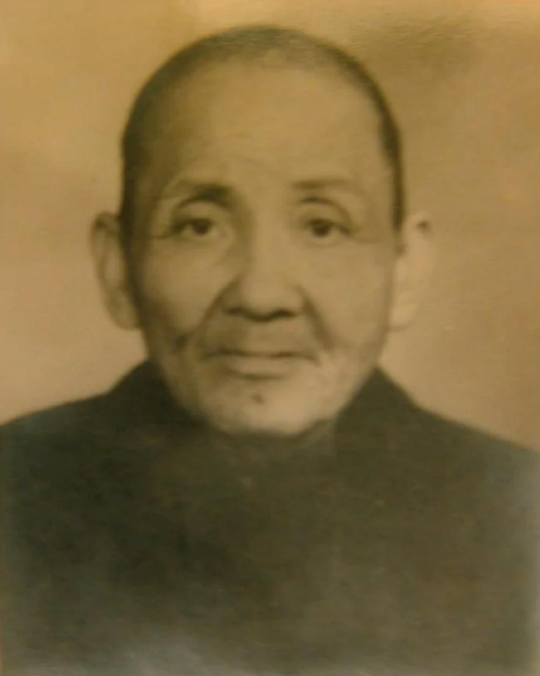 黄飞鸿：被影视神化的一代宗师，真实人生远比荧幕沧桑
 
黄飞鸿（1856年-19