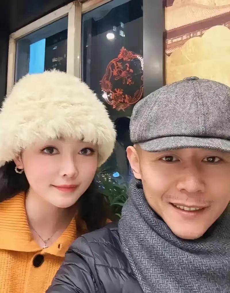 45岁的作家主持人大冰之所以放弃先前宣称的不婚主义，找到了女朋友，很重要的一个原