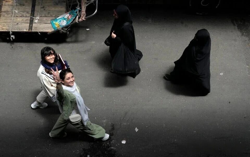 另外的另外！美伊以冲突美以伊最新局势 【以色列情报机构摩萨德黑进德黑兰满大街的执