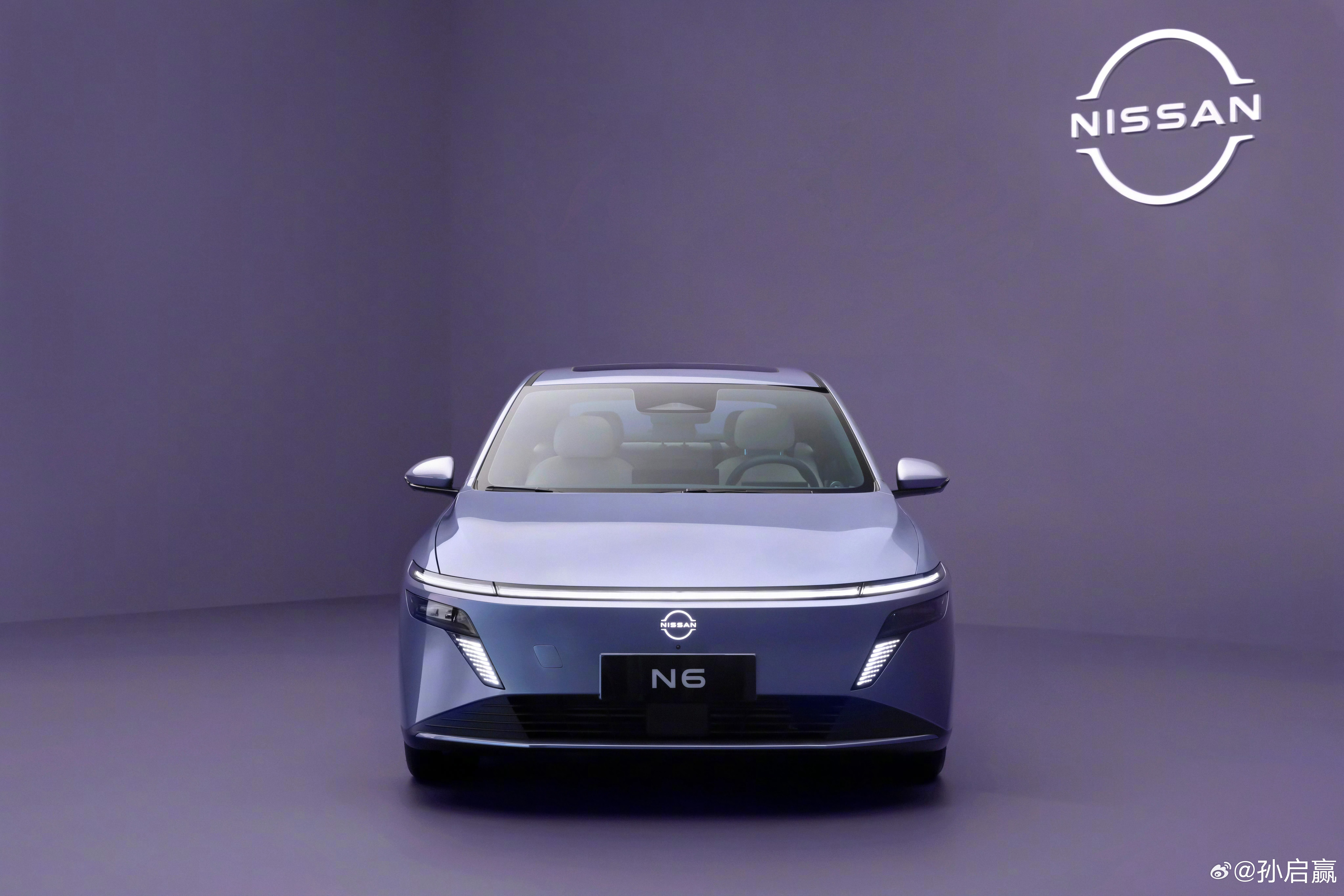 N6神颜一见倾心但看N6的颜值，或许在N7之上，更加简洁干练。尤其是尾部的线条，