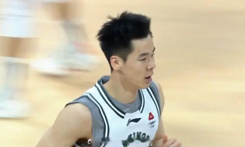 又输NBL！CBA杯同曦决战被轰14-0遭香港金牛逆转 郭昊文19分北京时间12