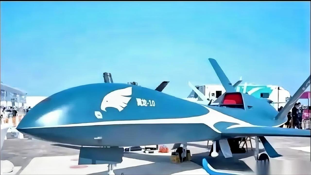 沙特这次出手，直接把中东的天给“换”了。
300架中国翼龙-10B重型无人机，被