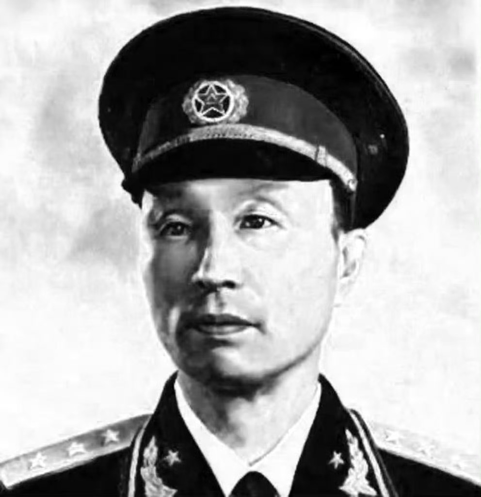 2003年7月5日，开国上将张爱萍因病在北京逝世，享年93岁。缅怀