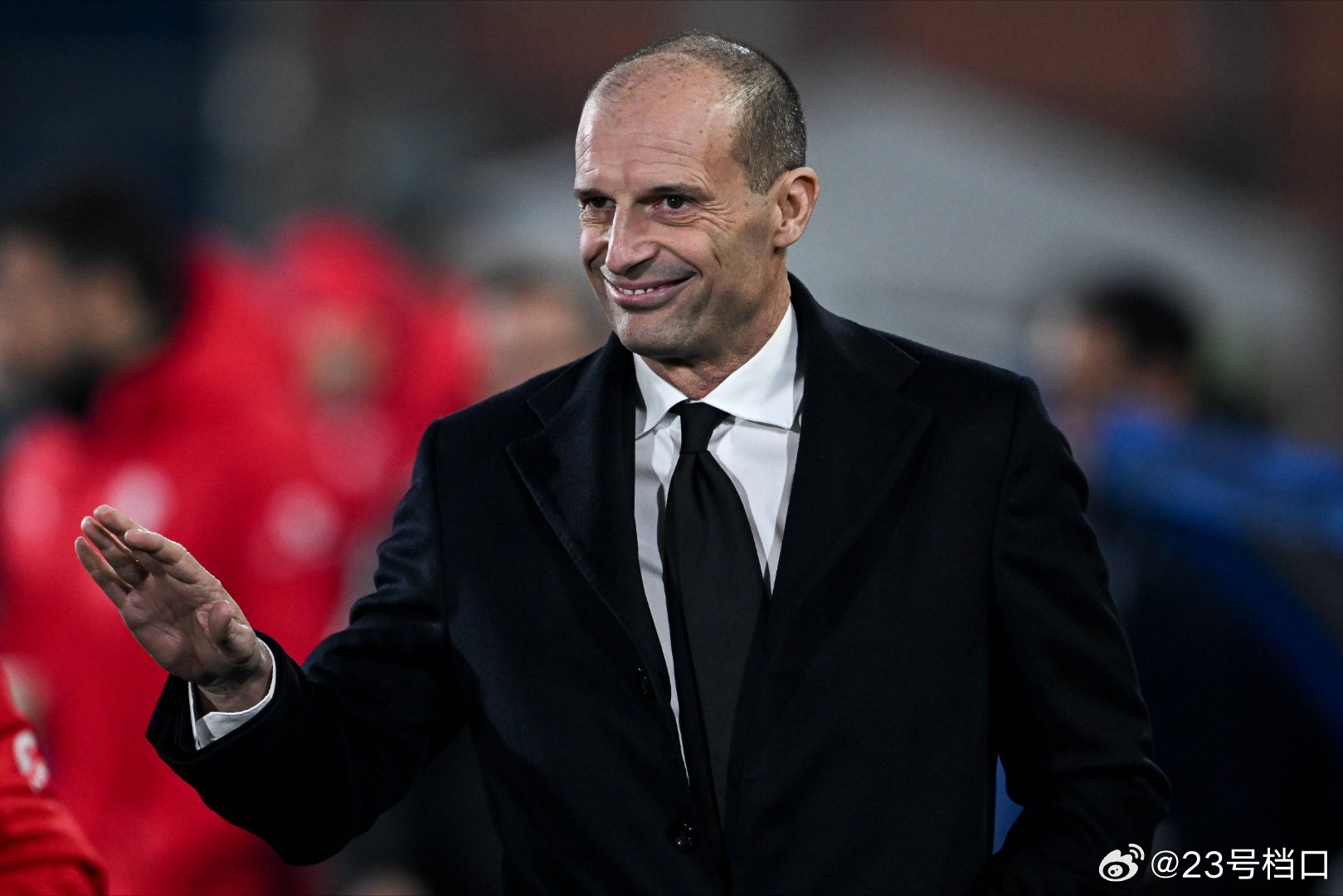 【天空体育】阿莱格里🇮🇹、富拉尼🇮🇹和塔雷🇦🇱本周进行了会面，为球队