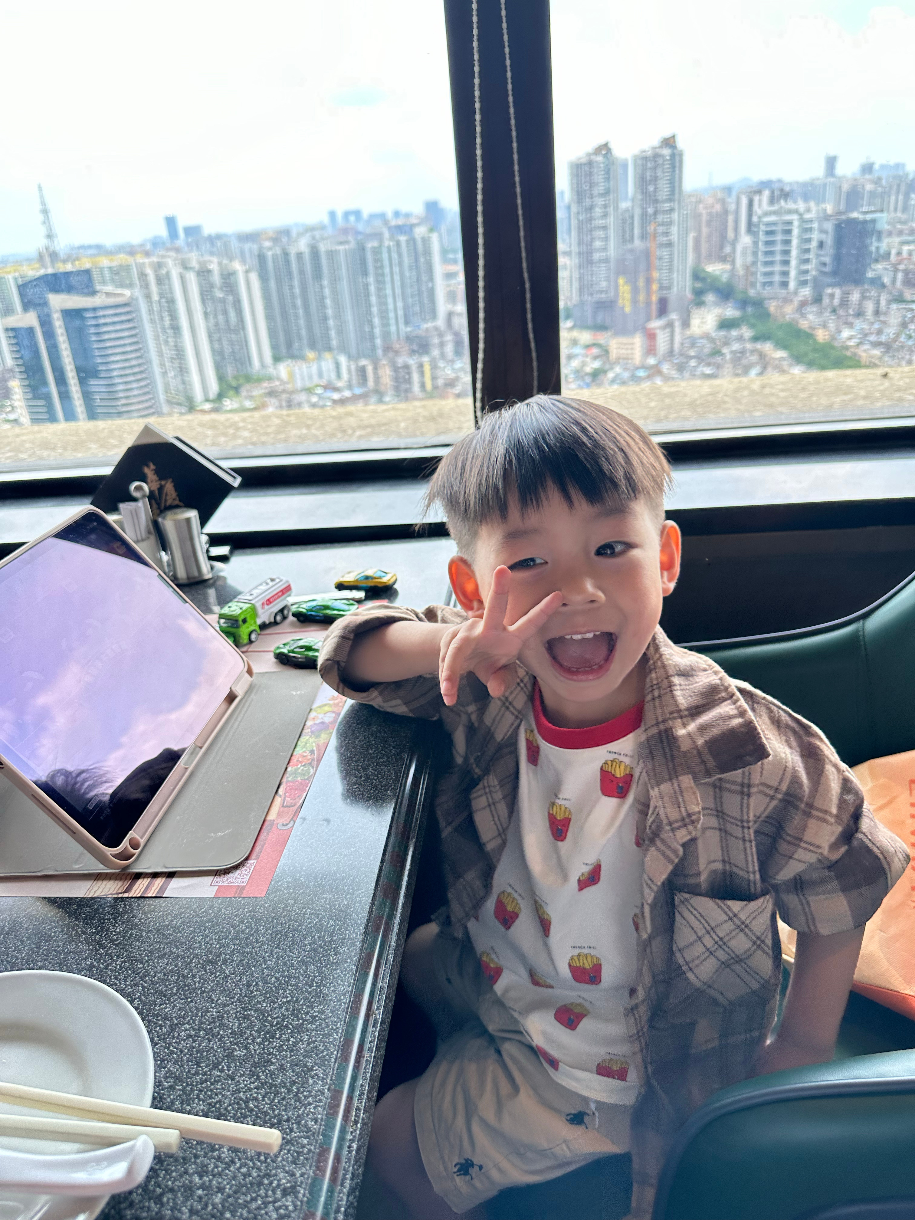 这周老板没上学 高烧5天终于熬出头了[开学季] ​​​