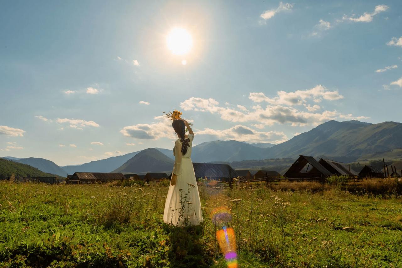 张晓磊一句话戳破真相：成年人的疼与苦，全藏在“说不出”里

谁没在深夜里，把到嘴