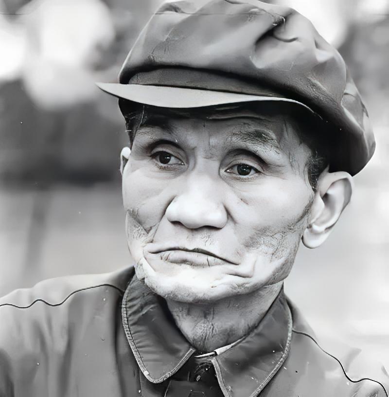 1984年，沈醉对华子良原型韩子栋说：“幸亏当年你逃走了，要不然我的罪孽更深了！