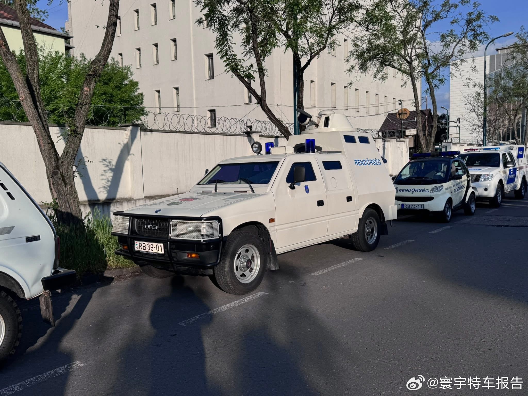 寰宇特车报告算是某种防暴车吧 