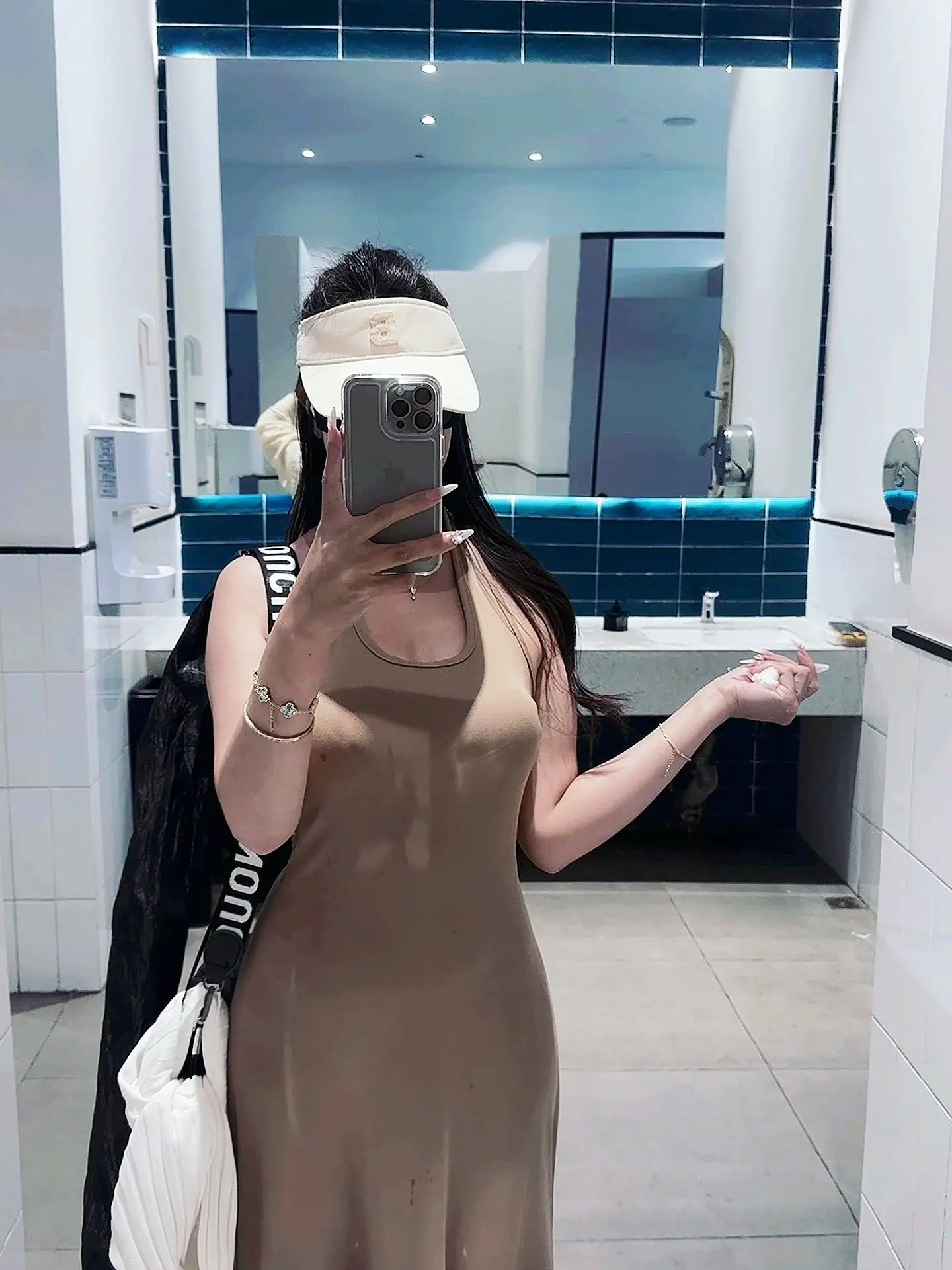 诋毁源自于嫉妒 其本质是仰望