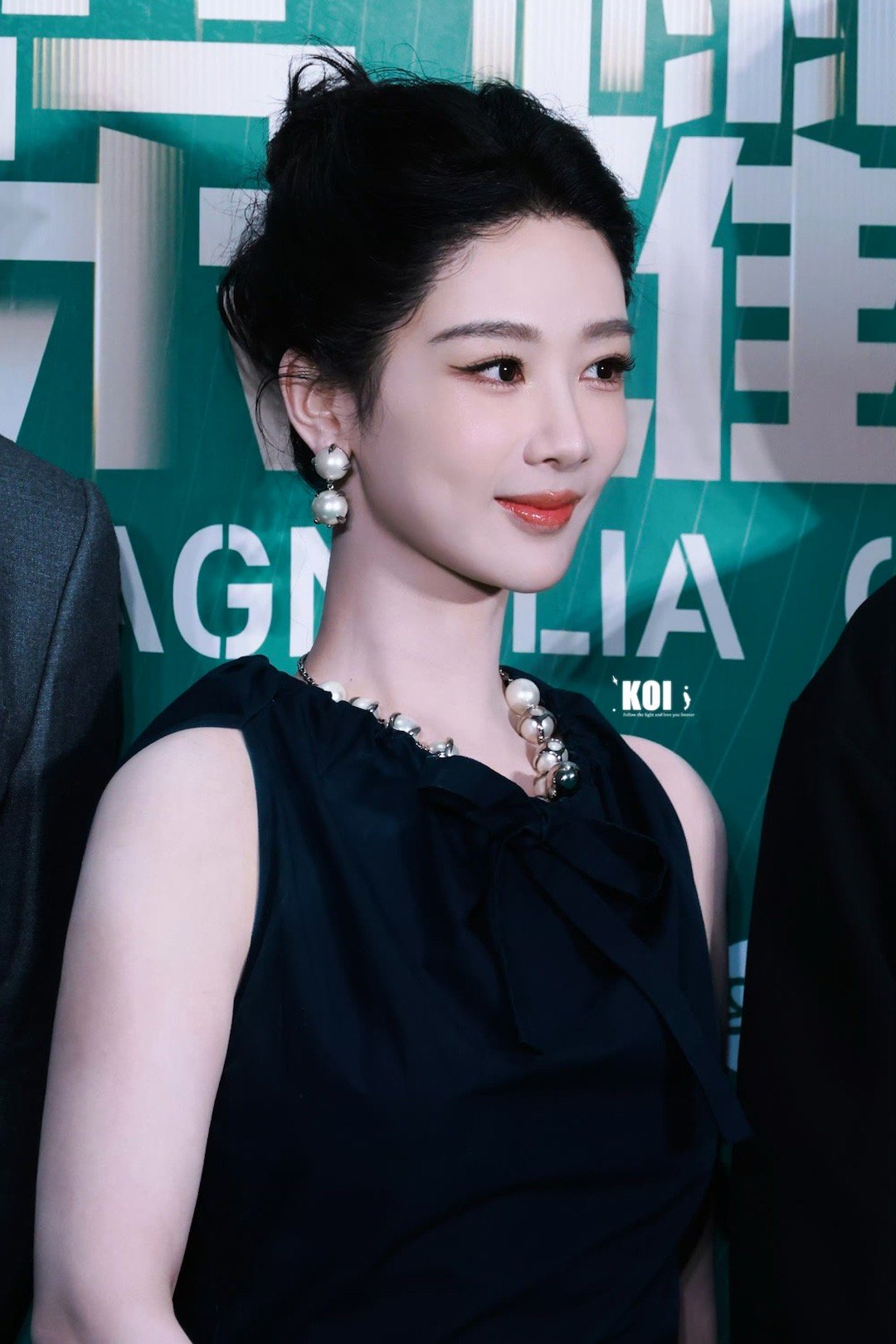 杨紫玉兰花开君再来 💜杨紫董竹君 我的眼中没有星辰大海，没有纸醉金迷，没有灯红