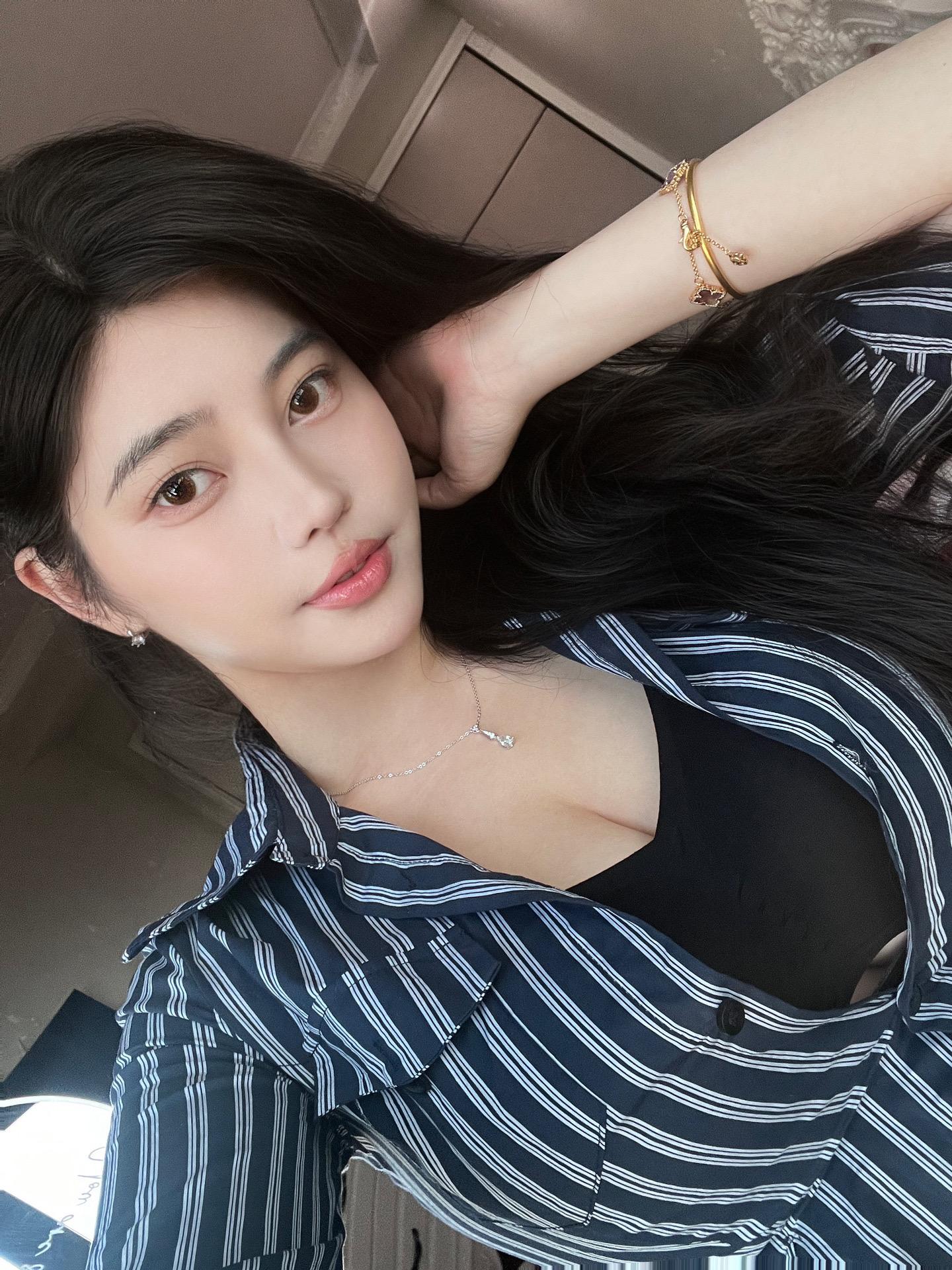 我早就忘了 你带给我那些痛和伤