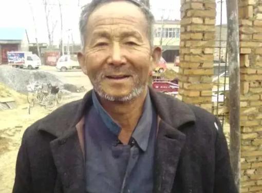 北京一流浪汉因无暂住证被送进收容所，填写籍贯时警察瞬间呆住“您就是大名鼎鼎的杞县