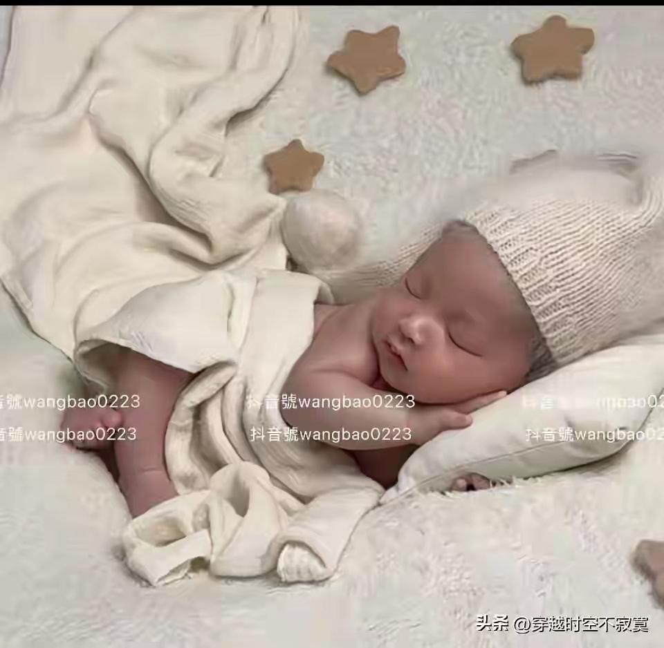 最近，看到的都是小梅晒孩子的照片，真的是太幸福了。孩子家庭，事业，都很好。她运气