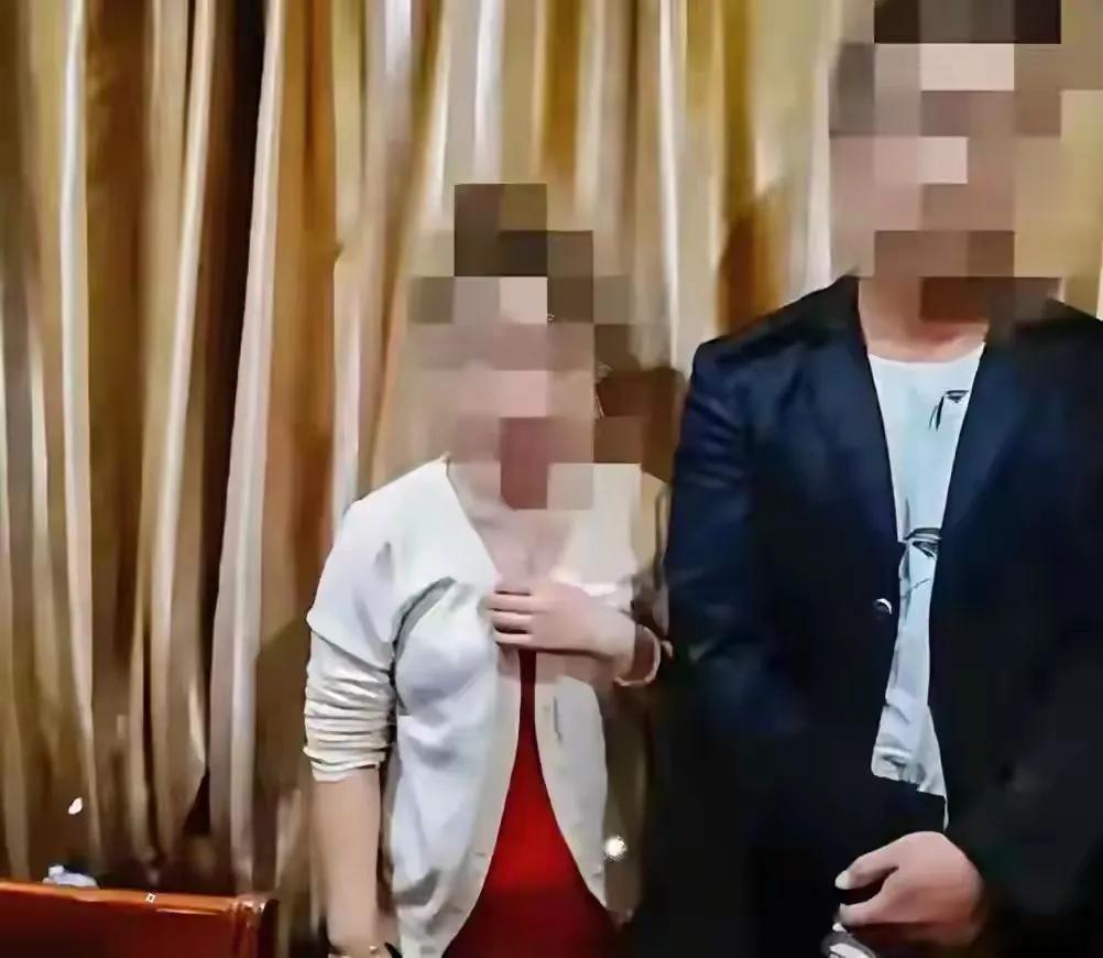 深更半夜，酒店房间，KTV女子与出差男子被警察现场抓获，这起看似板上钉钉的“嫖娼
