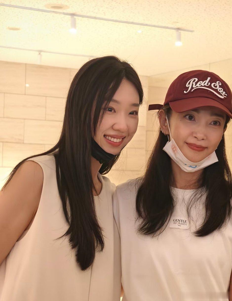 莲带着管乐去看朱洁静的舞剧，我才知道管乐也是和颂的？ ​​​
