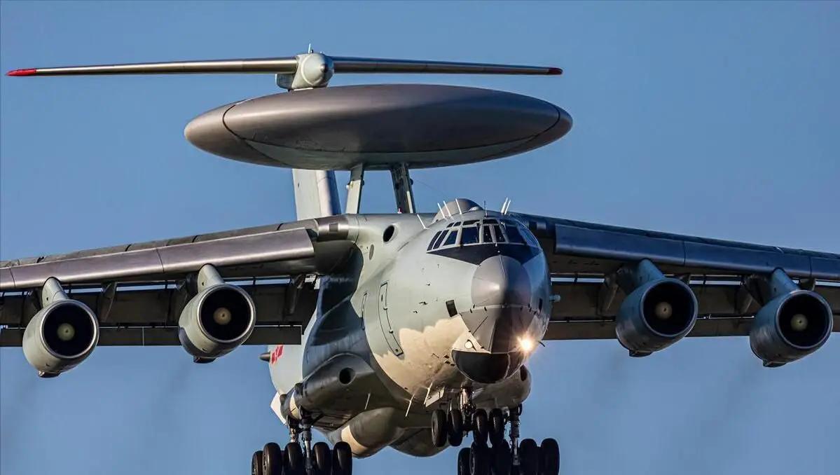 中国30年的仇，终于得报！美国30年前联手以色列，给中国挖了个大坑，导致我国研发