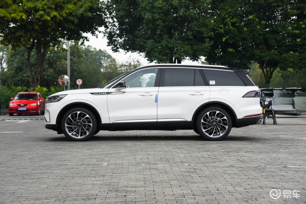 [小鲨帮选车]50.98万就能提走中大型suv 高颜值动力强