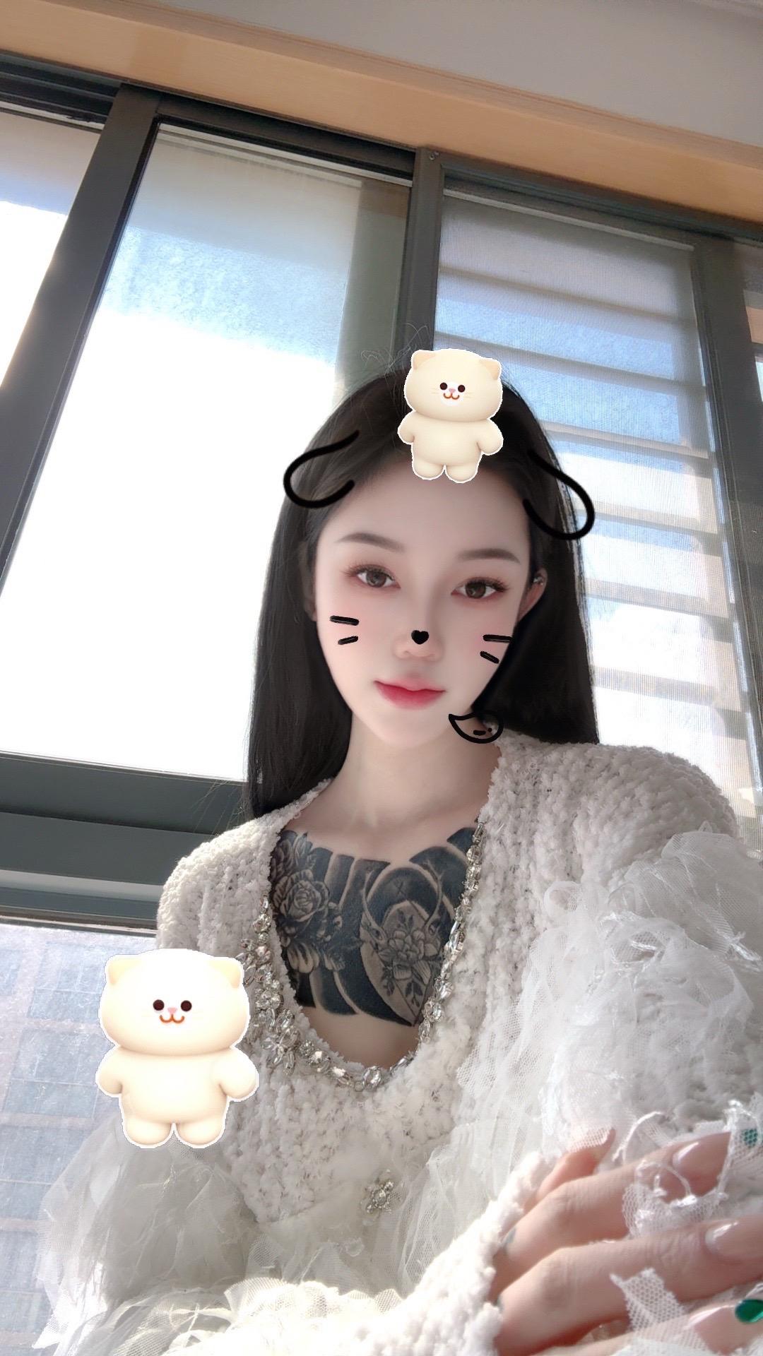 笨蛋美女