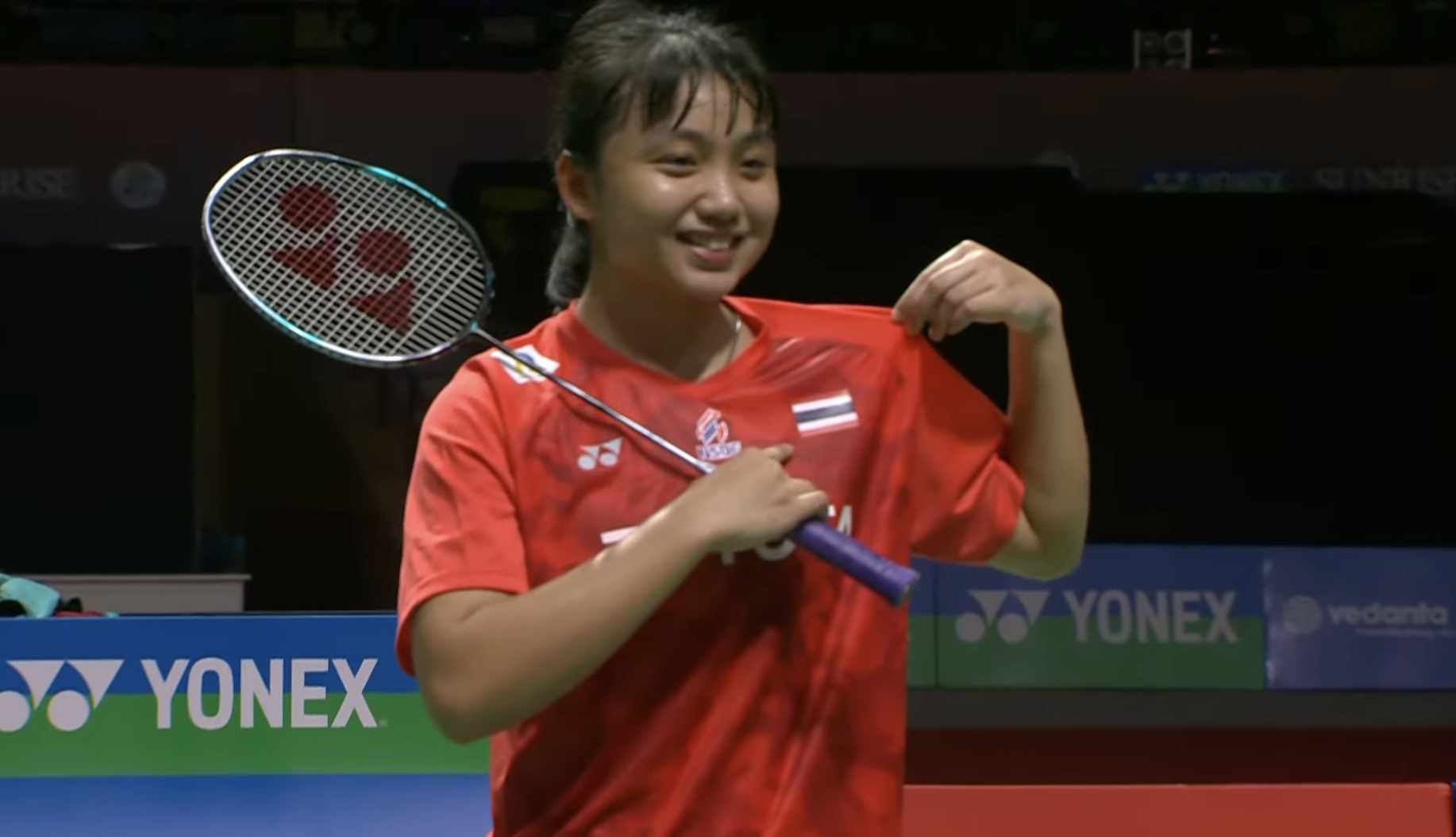 女单决赛：安雅帕特🇹🇭 15-7、15-12 🇮🇳夏尔马2025年羽毛球