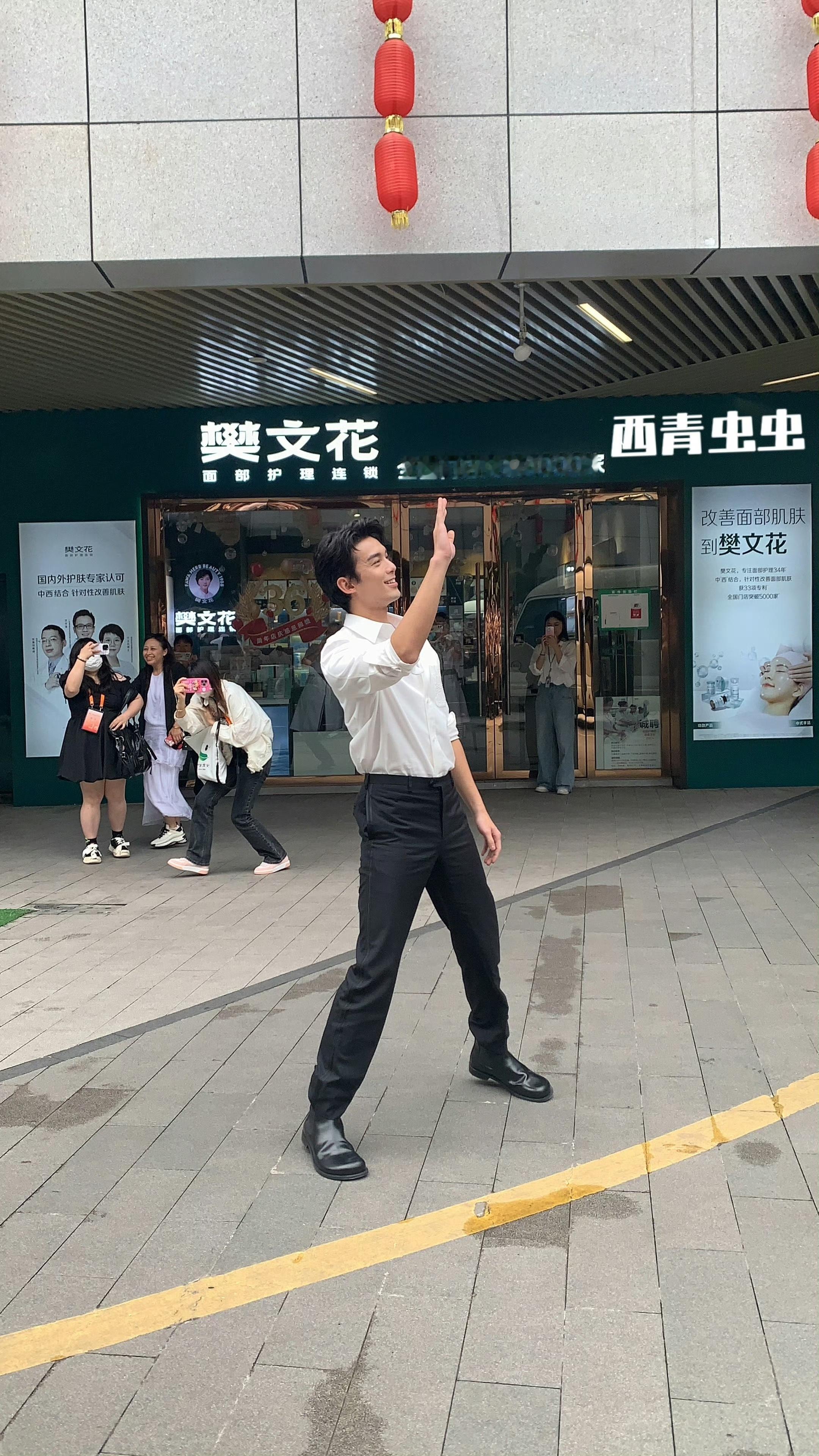五月：“谁没有为了出片拼过命”
